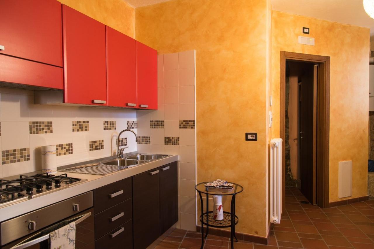 B&B La Casa Di Giulietta Castelmezzano Exterior foto