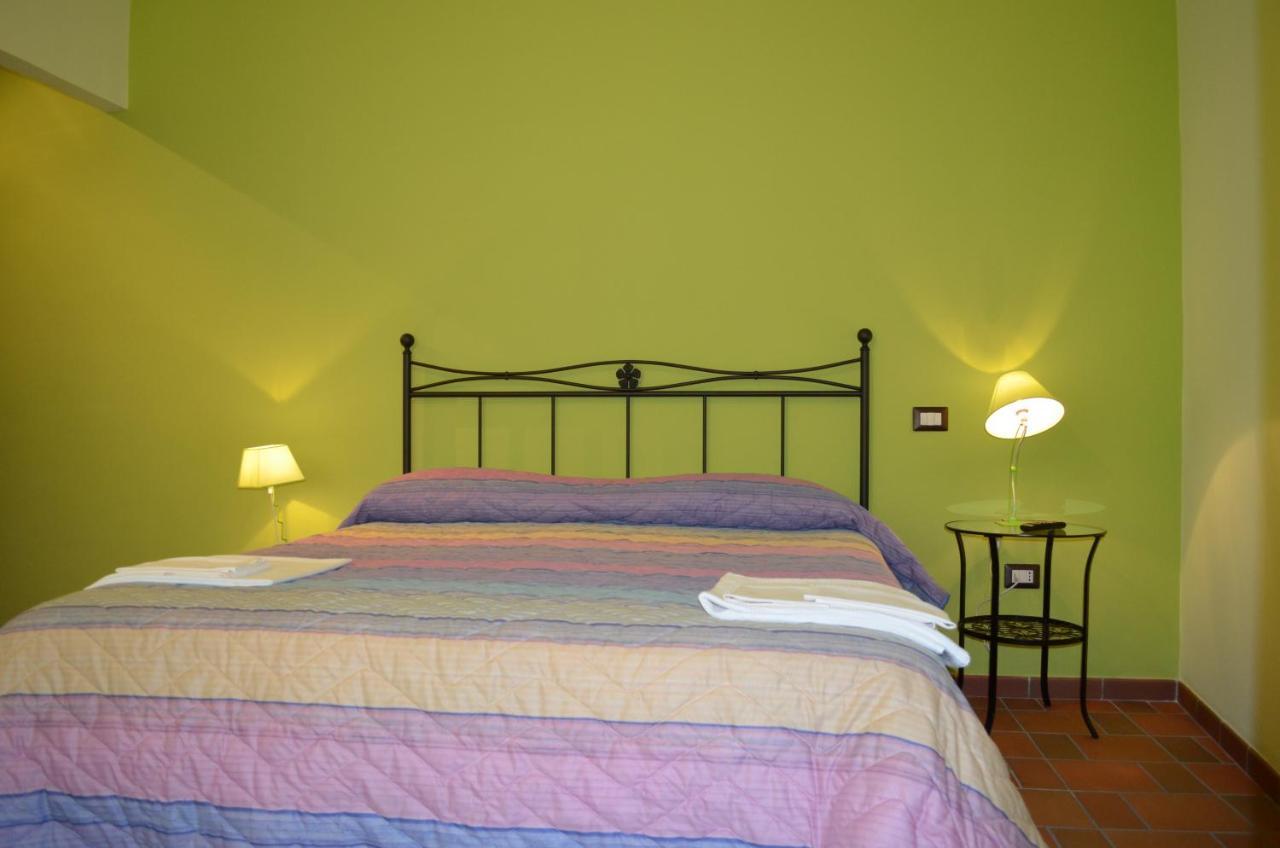 B&B La Casa Di Giulietta Castelmezzano Exterior foto