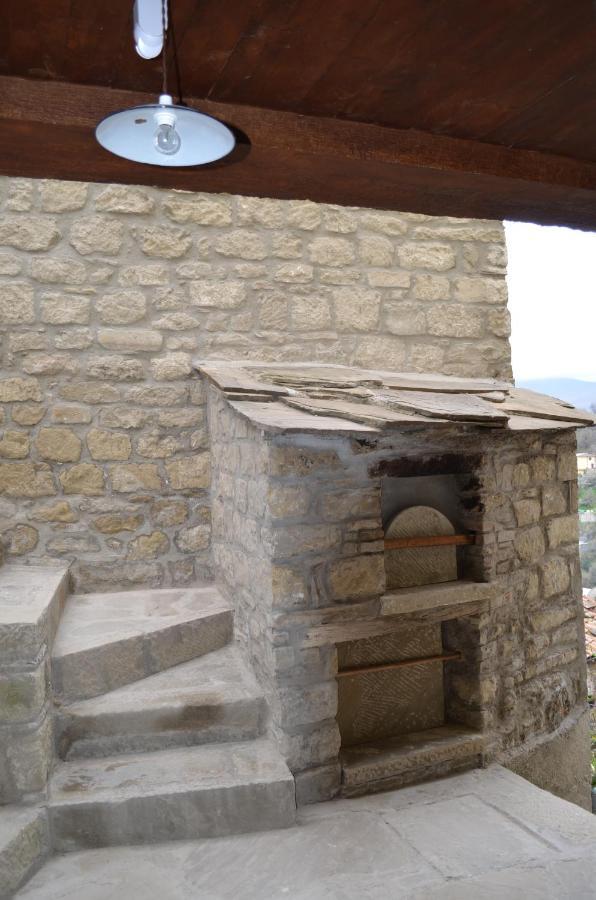 B&B La Casa Di Giulietta Castelmezzano Exterior foto