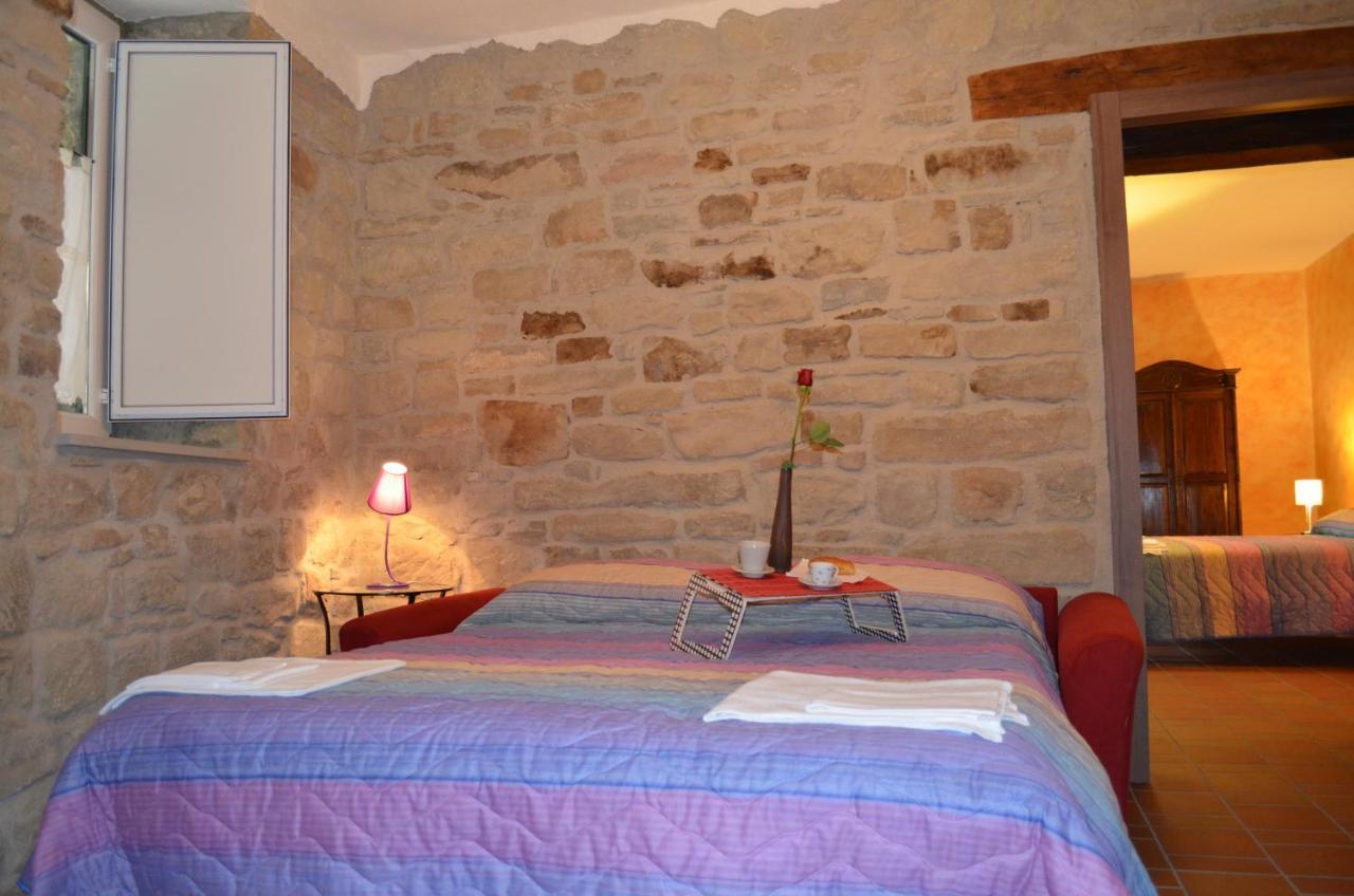 B&B La Casa Di Giulietta Castelmezzano Exterior foto